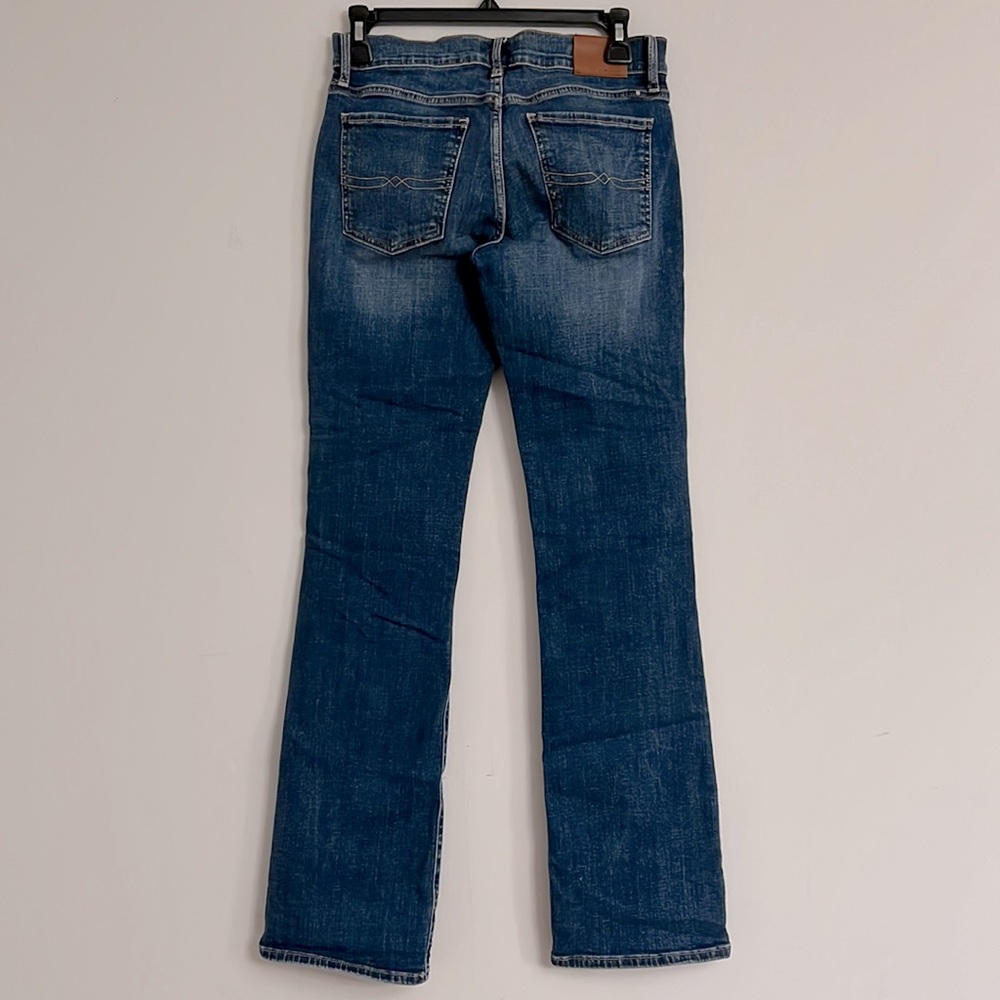 Lucky Brand Medium Blue Bootcut Jeans with Fading size 4/27 - Picture 2 of 5